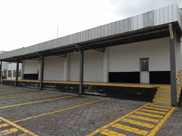 Bodega de arriendo sector Guamani a pocos metros de la Av. Maldonado