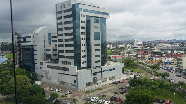 Hermosa Oficina en Alquiler en el Edificio Torres del Norte