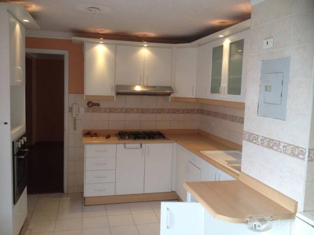 0986567195 ARRIENDO DEPARTAMENTO 3 DORMITORIOS SALA COMEDOR COCINA 2 BANOS PARQUEADERO CUBIERTO