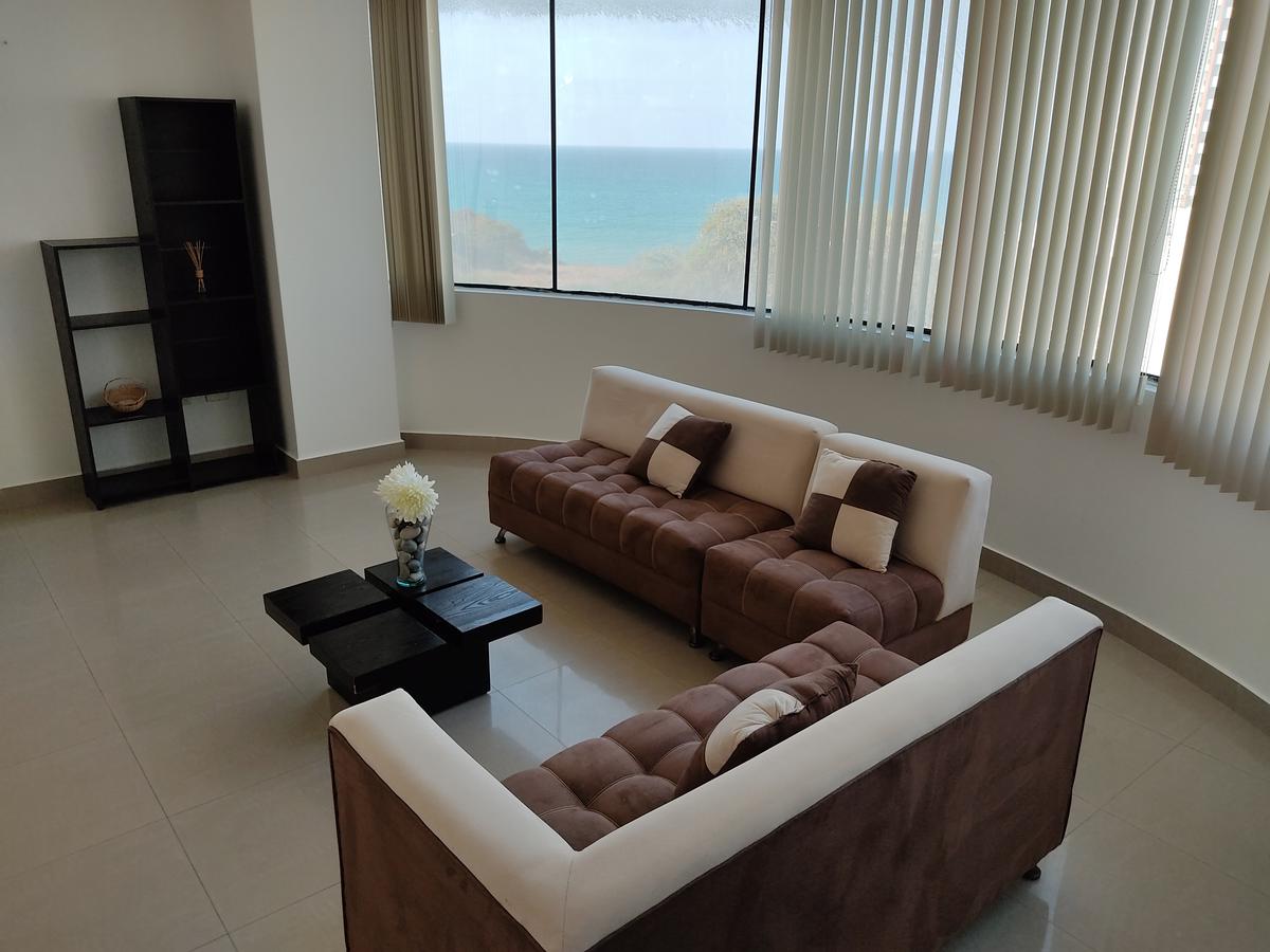 Venta departamento 2 dormitorios amoblado sur de Manta