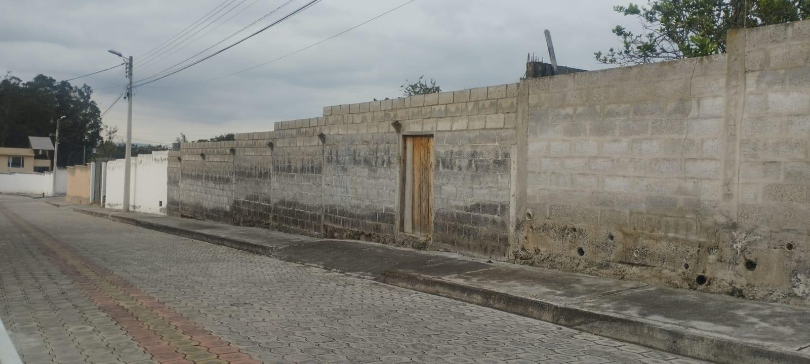 TERRENO EN VENTA CON CERRAMIENTO DENTRO DE URBANIZACIÓN