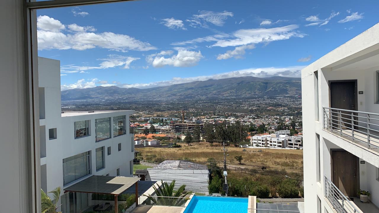 Hermoso departamento de arriendo en Miraleste, San Juan de Cumbayá