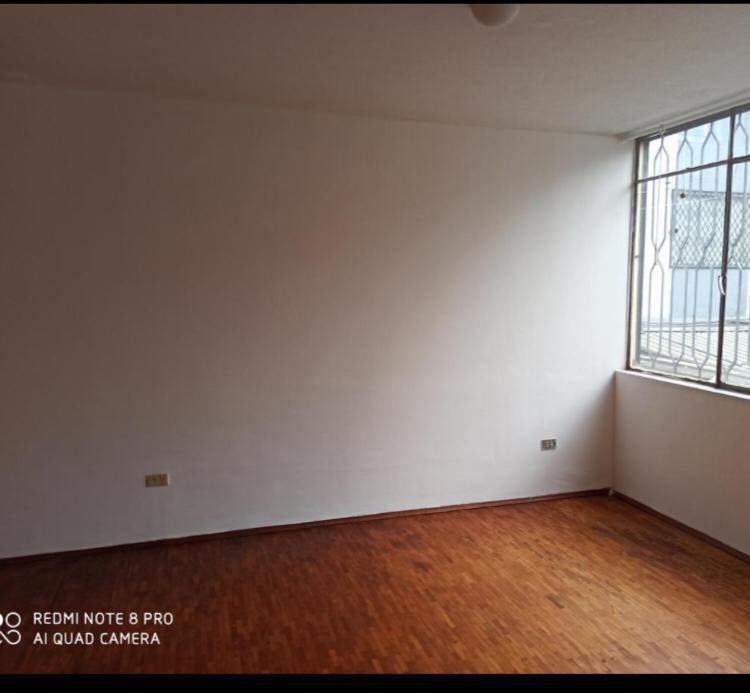 VENDO CASA COMERCIAL - Centro Norte