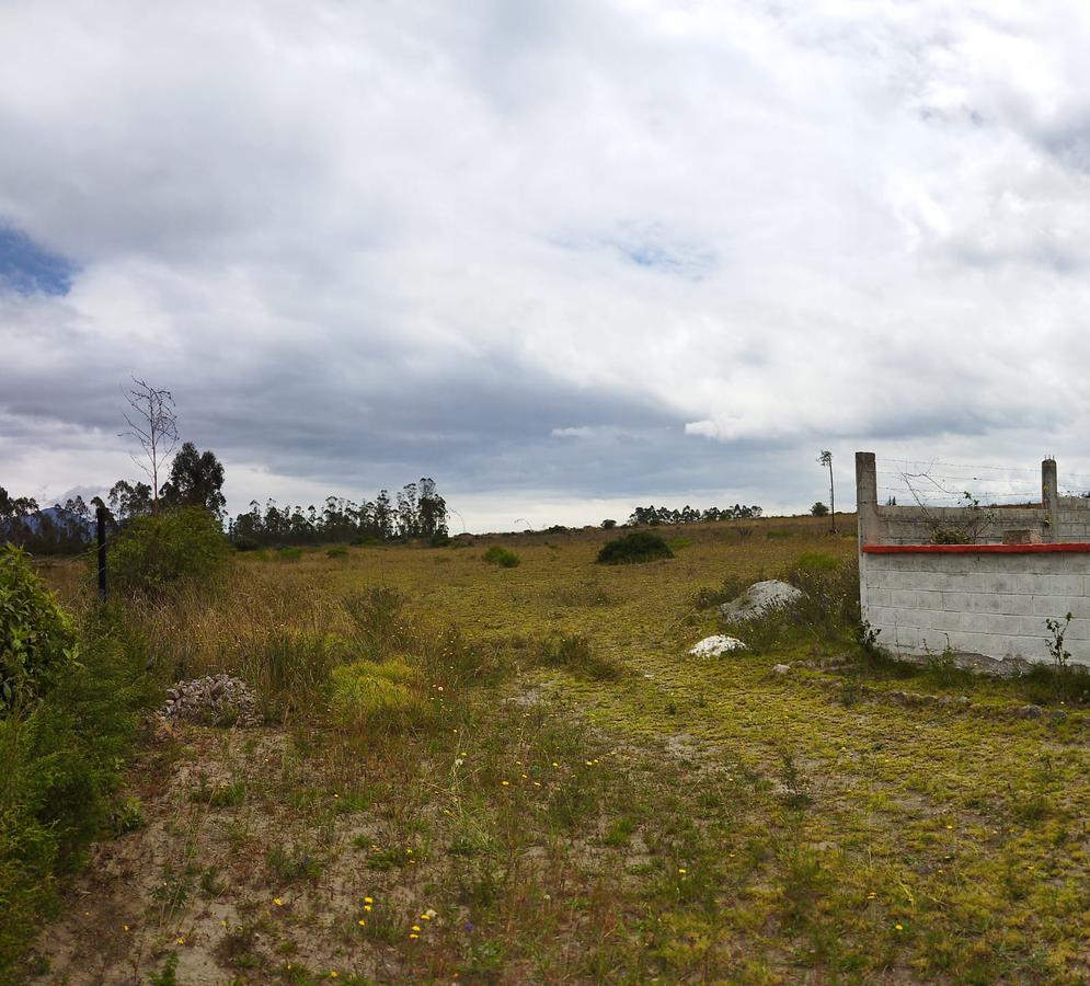 Vendo lotes de 1.000m2  en Malchinguí, a 20 minutos de Guayllabamba