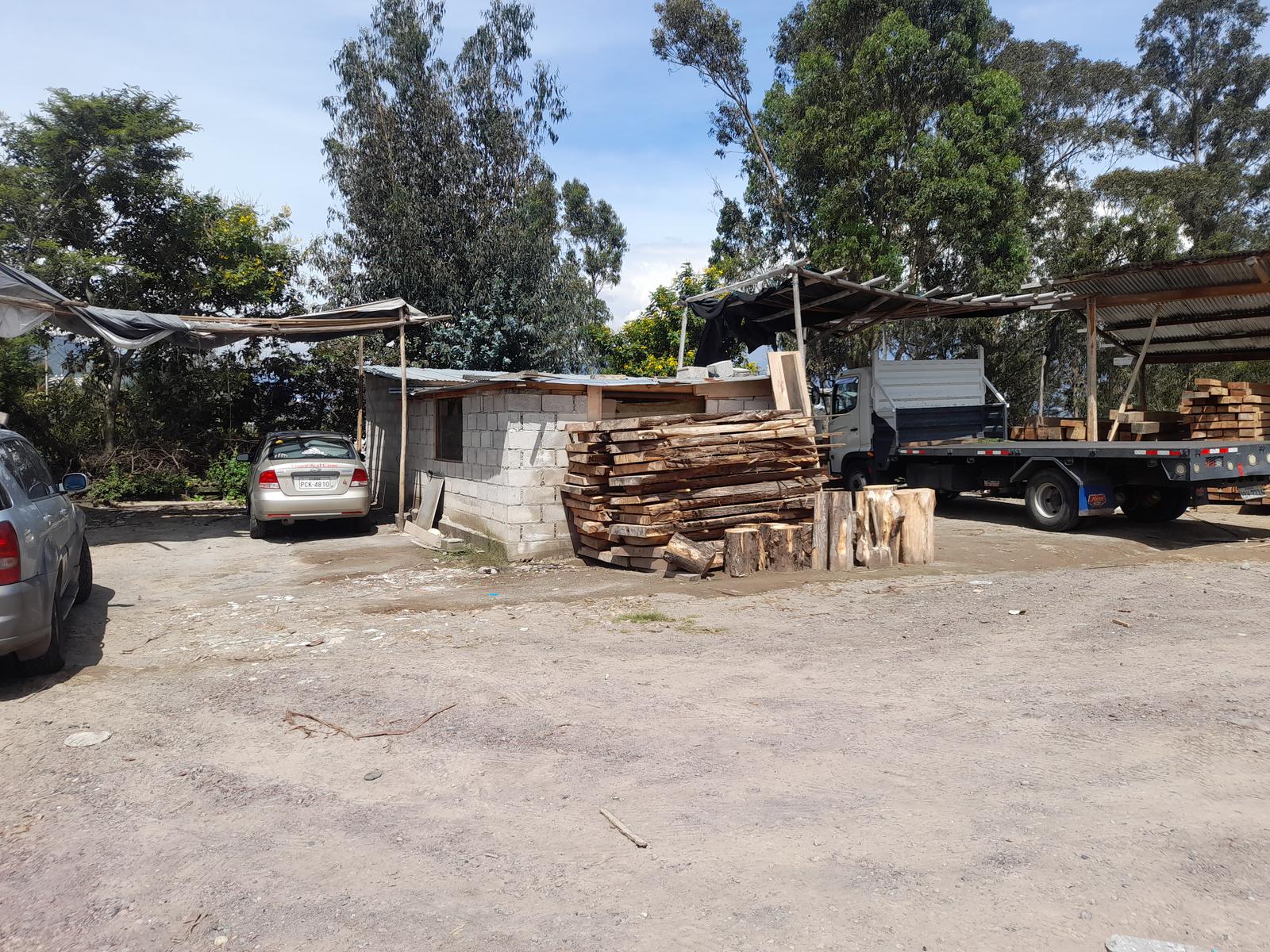 Terreno en venta en Tumbaco, cerca del Mega Kywi