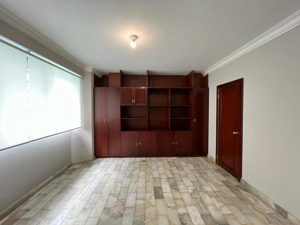 Venta de departamento en Santa Cecilia planta baja