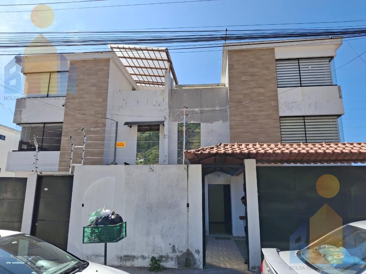 Venta - Casa - Monserrat - Conocoto - Conjunto