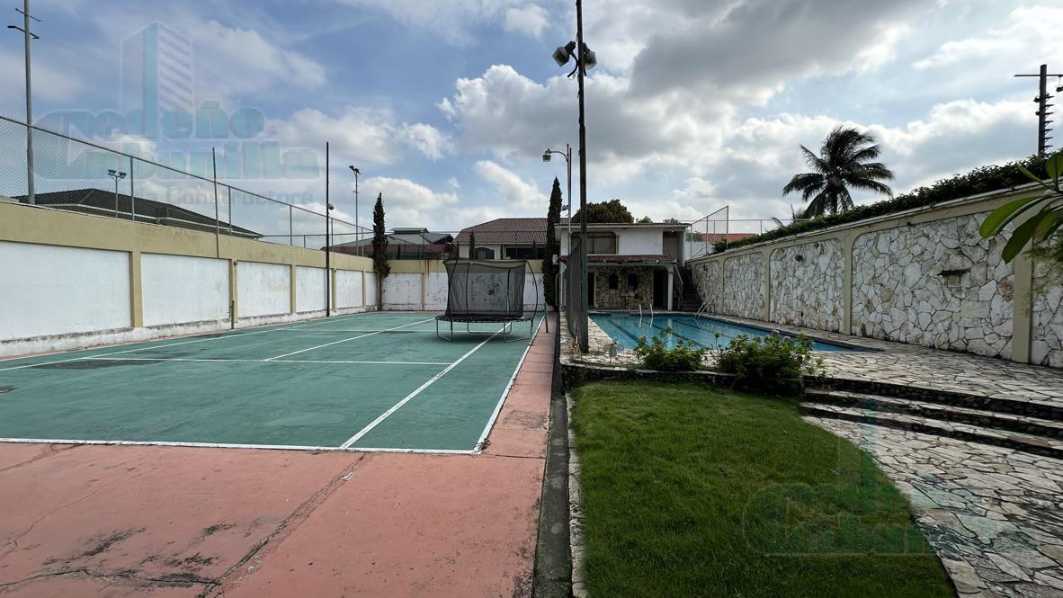 VENDO CASA AMPLIA CON SUITE  PRIMEROS KILOMETROS  VÍA SAMBORONDÓN