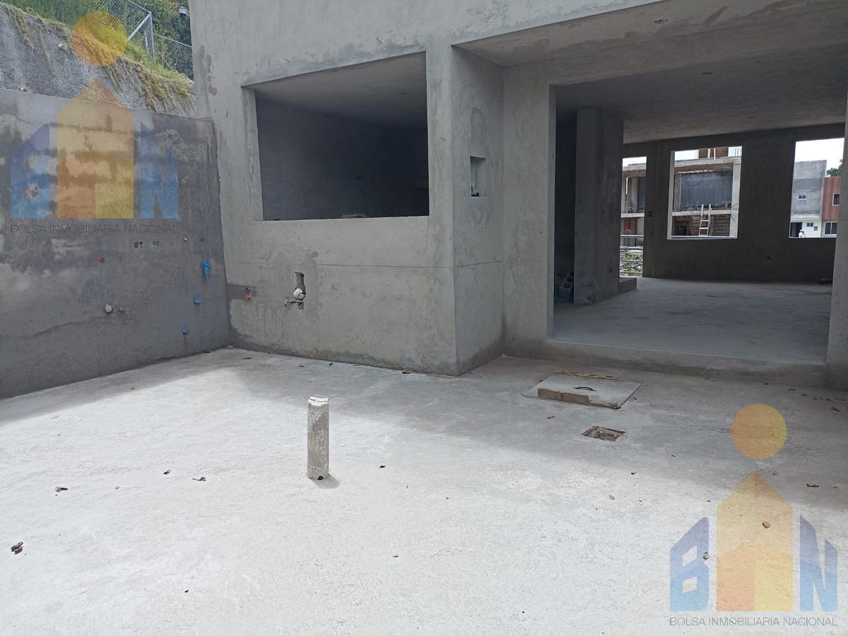 Vendo casa en Sangolqui  de 105 mts 3 dormitorios $58000