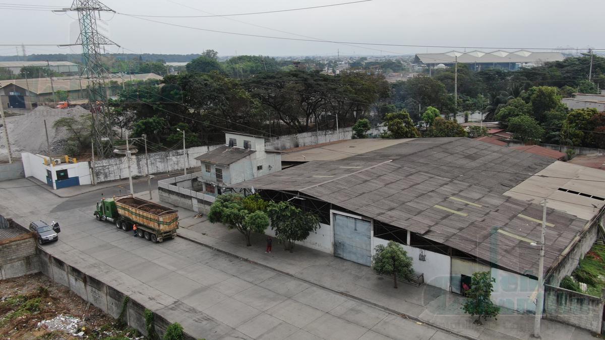 VENTA DE GALPONES Y BODEGAS EN EL SUR DE GUAYAQUIL