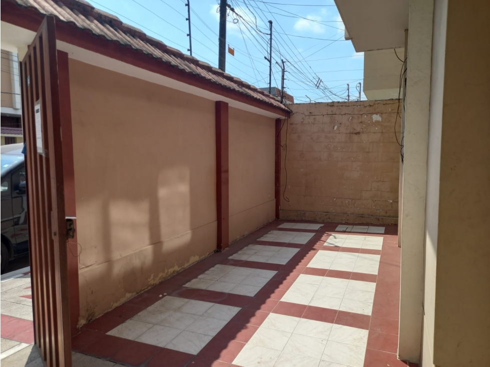 VENDO CASA SUR DE GUAYAQUIL CDLA MOREJON AMEIDA