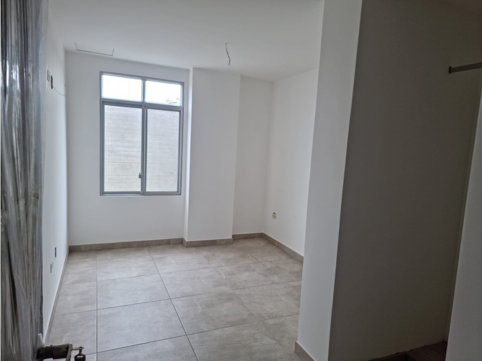 SE VENDE DEPARTAMENTOS EN CDLA. PARAISO A 5 MINUTOS DEL ALBAN BORJA