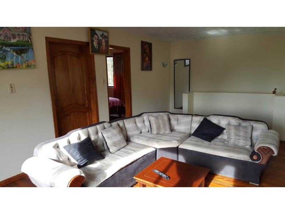 EN VENTA CASA CON TERRENO - NULTI 