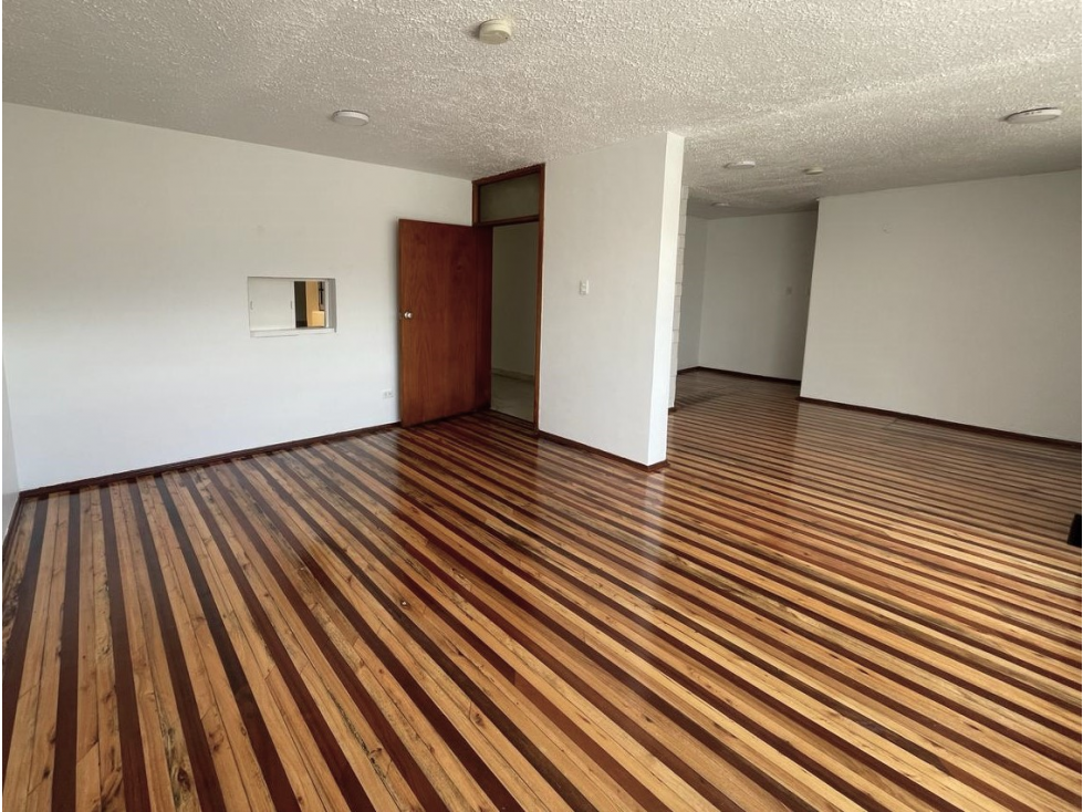 DEPARTAMENTO  DE ARRIENDO VIVIENDA Y NEGOCIO  140 M2 JIPIJAPA (SZ)