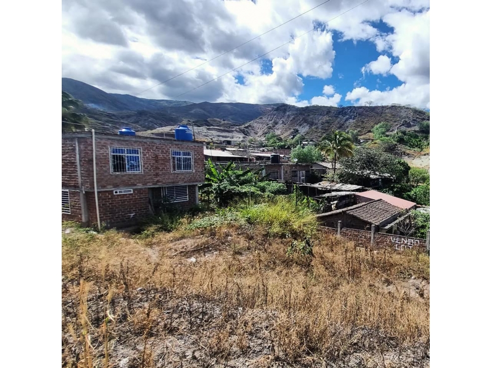 Terreno Catamayo - Urb. 14 de Abril