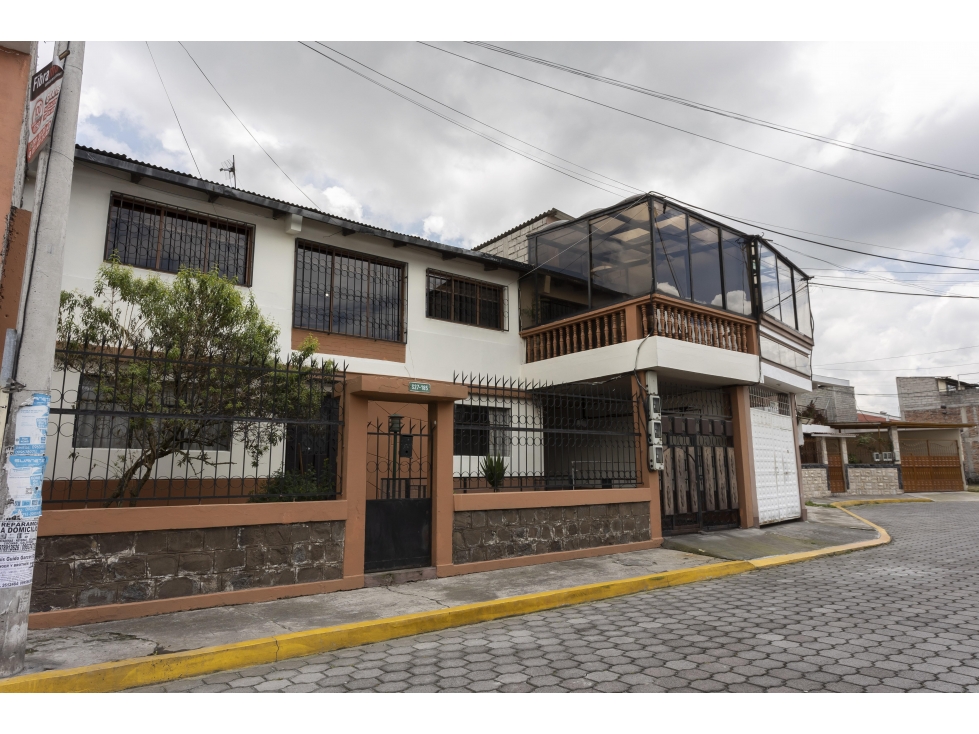 Guajalo , 371 m2, 9 habitaciones, 5 baños, 7 parqueaderos