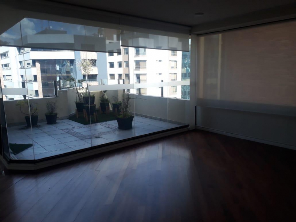 República de El Salvador, Penthouse en renta, 360 m2, 3 habitaciones, 5 baños, 3 parqueaderos