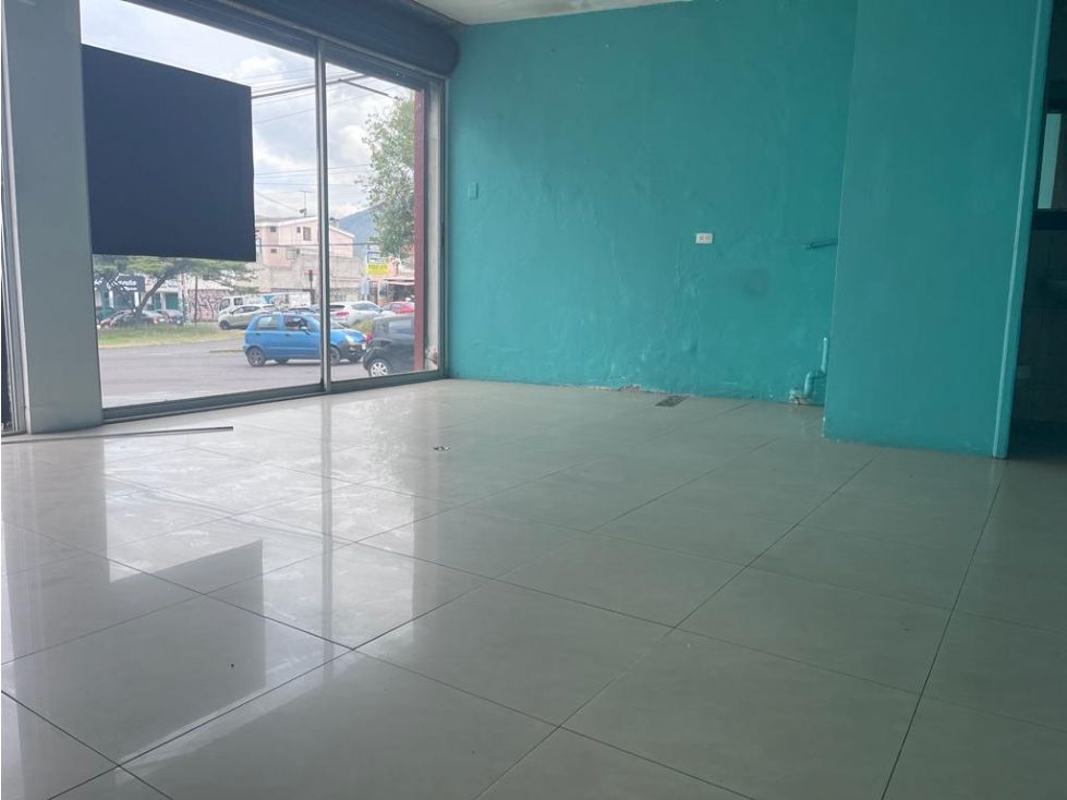 Ponceano, Local Comercial en renta, 26 m2, 1 ambiente, 1 baño