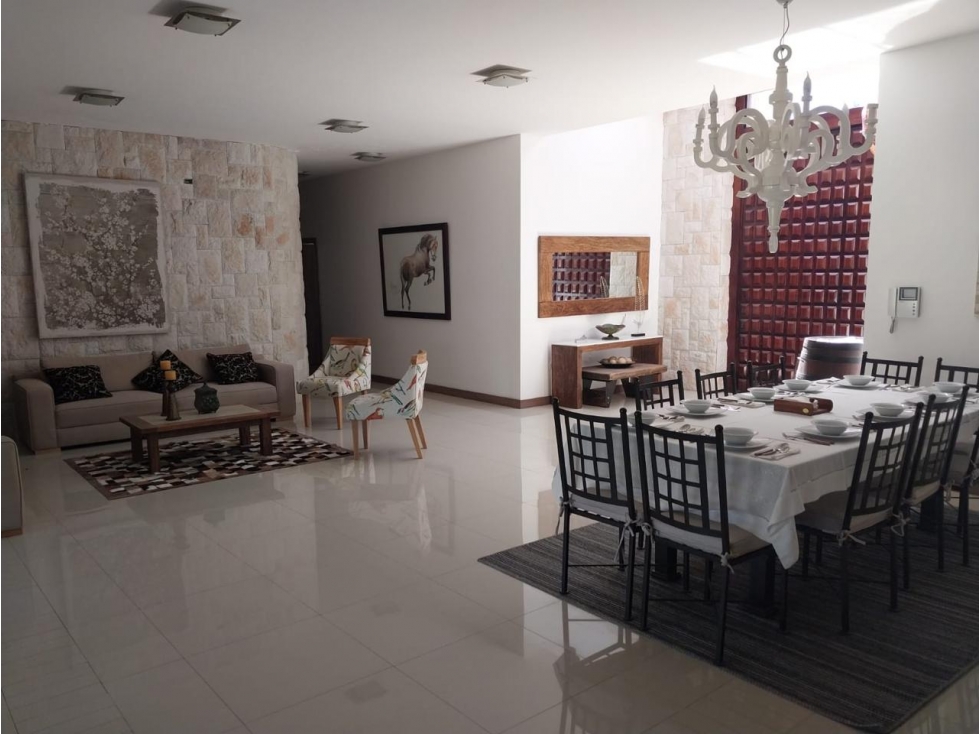 Venta Quinta Hermosa, 5 Ha, Latacunga $1,995,000 Cod 7663065