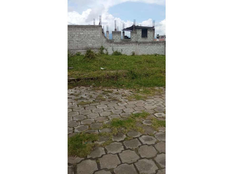 Terreno plano de 150 m2 en Otavalo ????