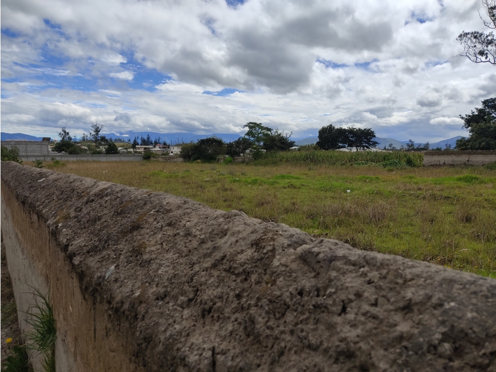 HERMOSO TERRENO PLANO  EN NATABUELA