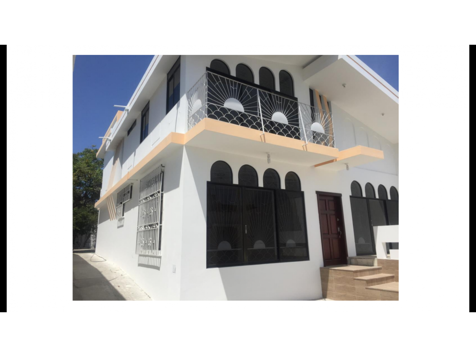 SE VENDE CASA EN  ALTAMIRA MANTA