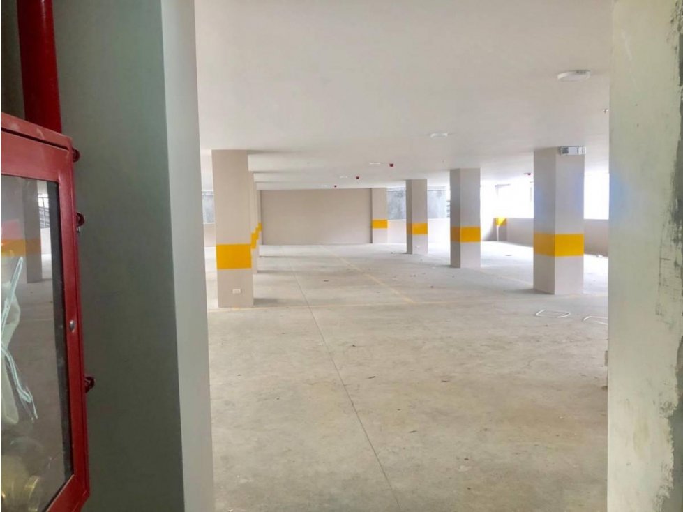 Kennedy Norte se vende oficina interior Cond. San José 47,17m2