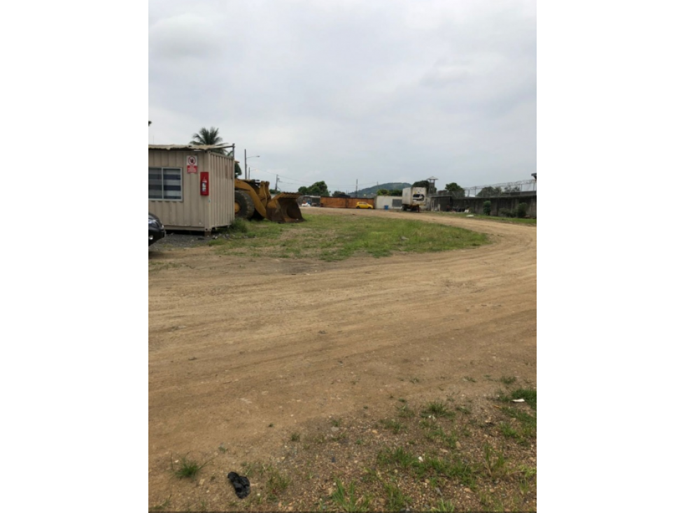 Vía perimetral se vende terreno uso industrial de 5000 m2