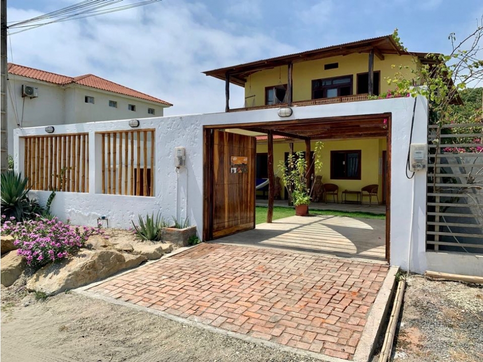 Casa duplex frente al mar. La Boca San Jacinto Manabi