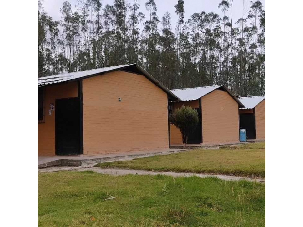 Propiedad en Venta 7000m2 y construcciones en Otavalo