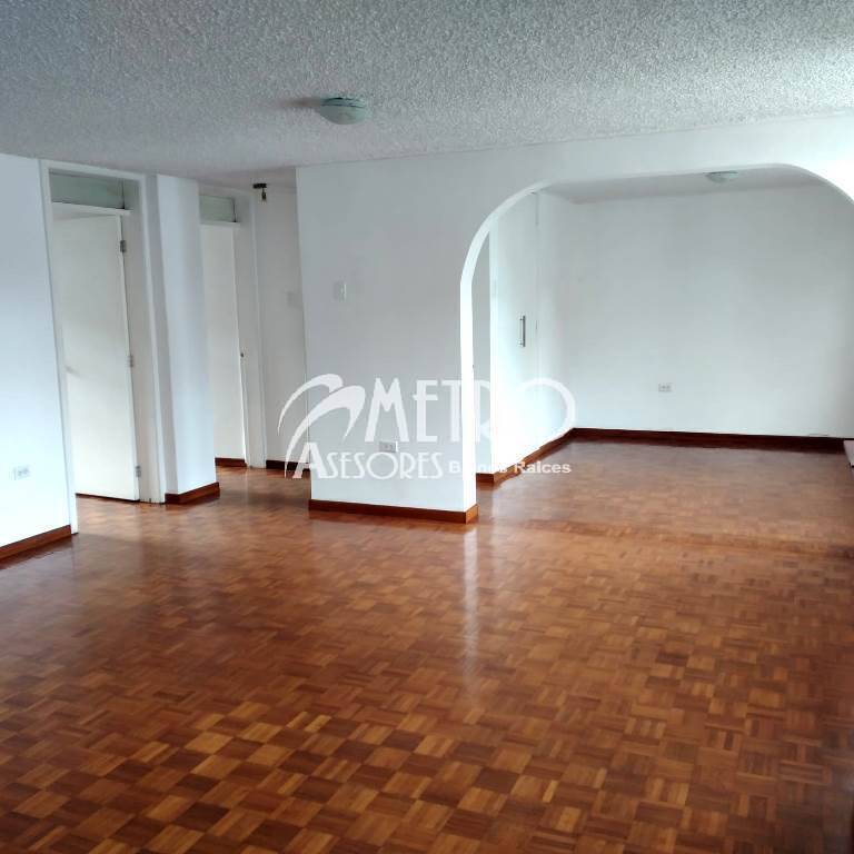 Departamento 102m2 en renta Granda Centeno