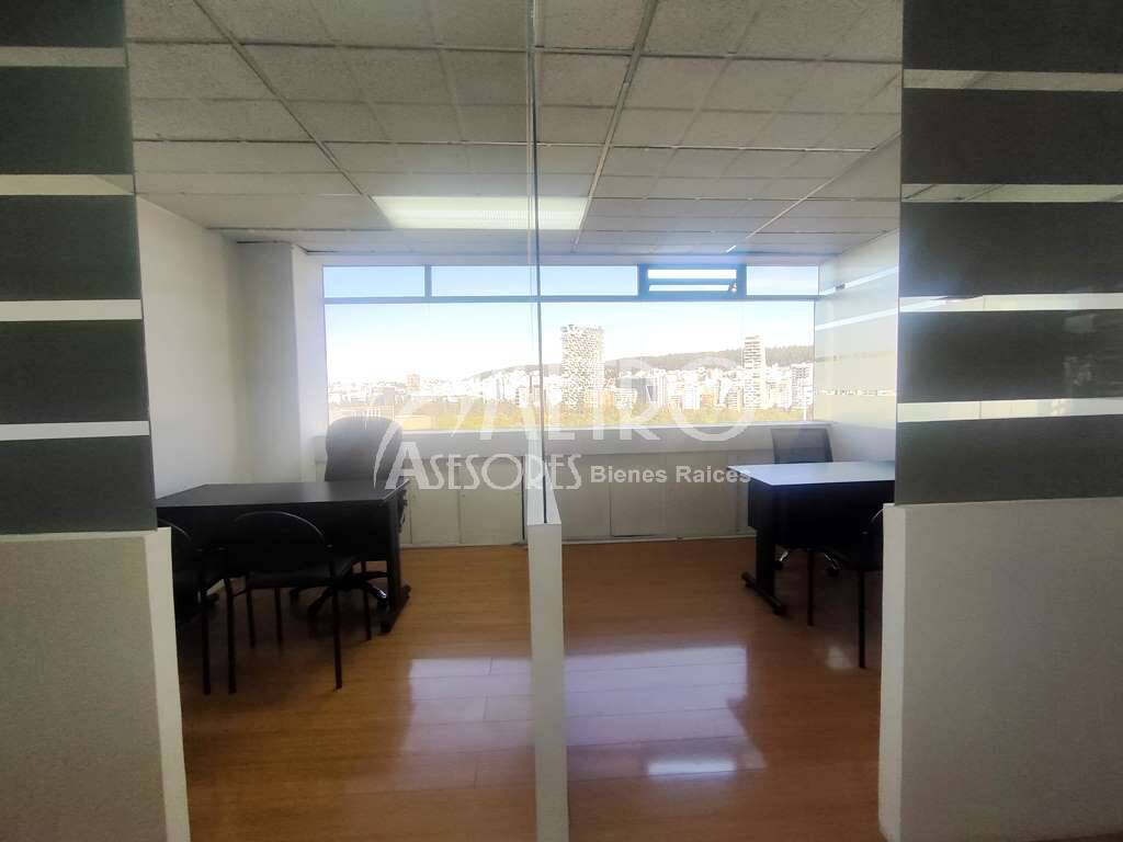 Oficina amoblada en venta 47m2 La Carolina