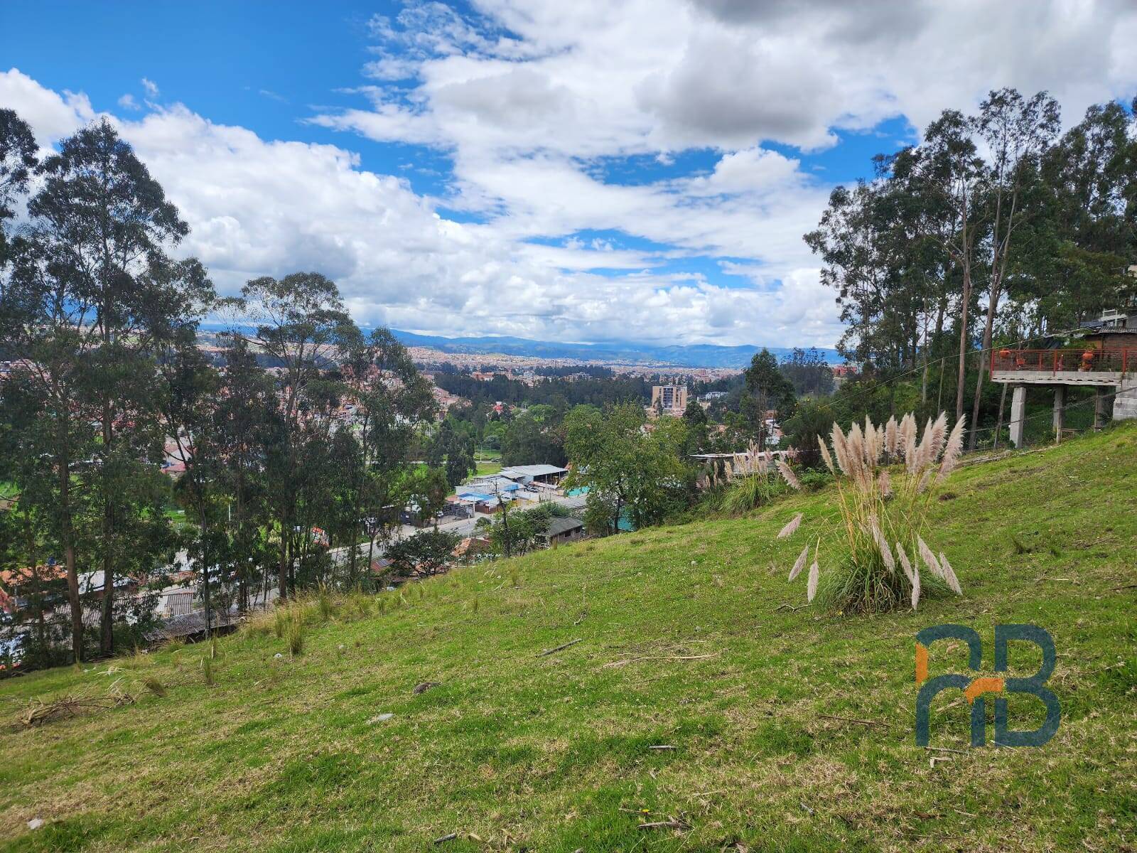 Terreno en venta con una espectacular vista a Cuenca