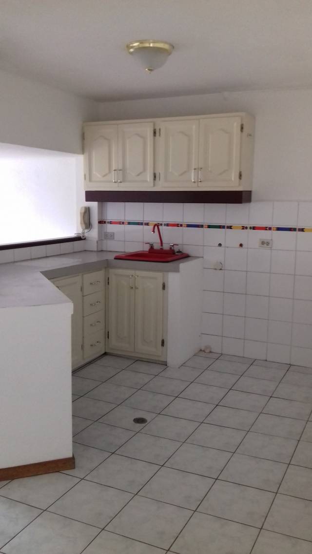 ARRIENDO SUITE PARA EJECUTIVOS SECTOR MONTESERRIN